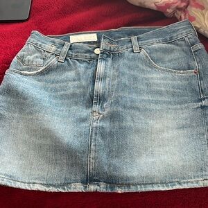 Super cute Zara denim miniskirt purchased in Barcelona